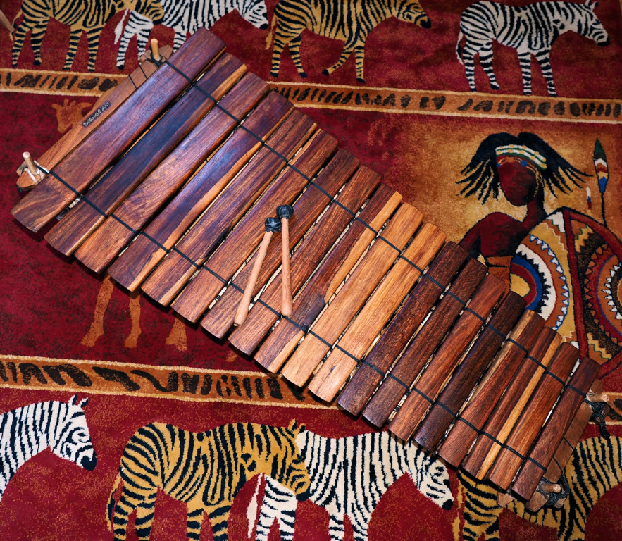 Balafon aus Palisanderholz, Elfenbeinküste