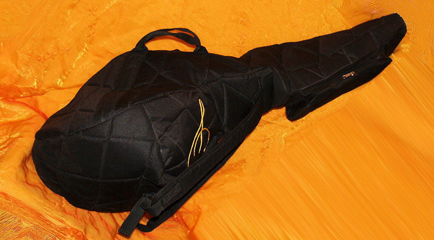 Kora Tasche, Kora Cover