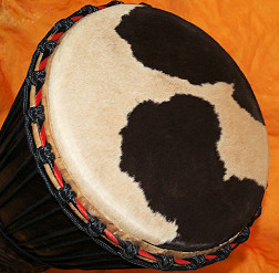 Bougarabou Trommel aus Mali Trommelfell
