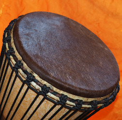 Bougarabou Trommel aus Mali Trommelfell