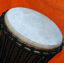 Bougarabou Trommel aus Mali Trommelfell