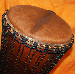 Bougarabou Trommel aus Mali Trommelfell
