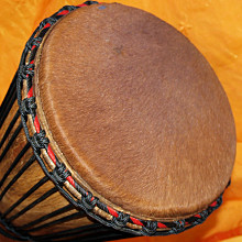 Bougarabou Trommel aus Mali Trommelfell