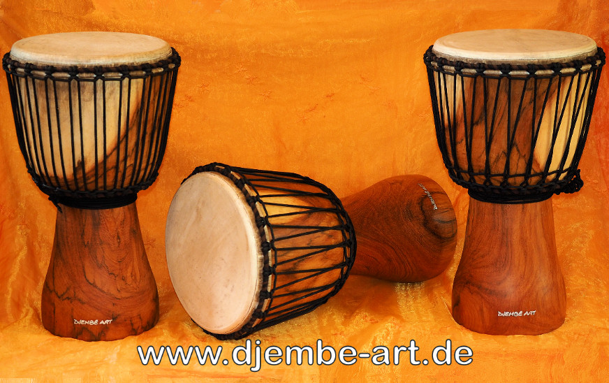 Djembe Trommel Serie 'Savanah Queen' von Djembé Art aus Mali, Westafrika